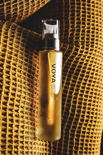 Vista 2 de Voya Mindful Dreams Aceite corporal relajante, aceite corporal nutritivo, orgánico certificado, 3.4 fl oz, lavanda, romero